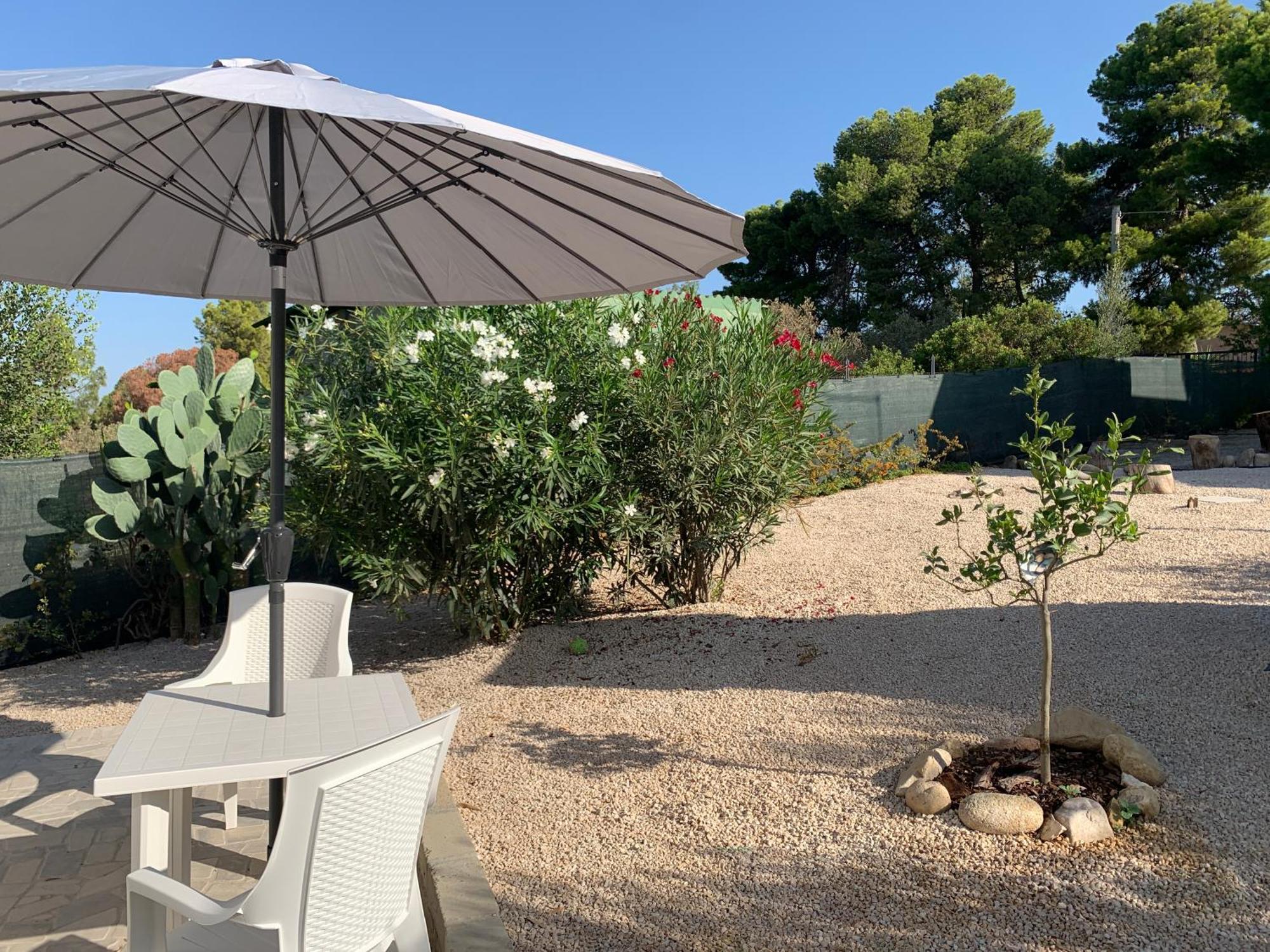 The Poolside Sanctuary Apartment Sant Isidoro  Exterior photo