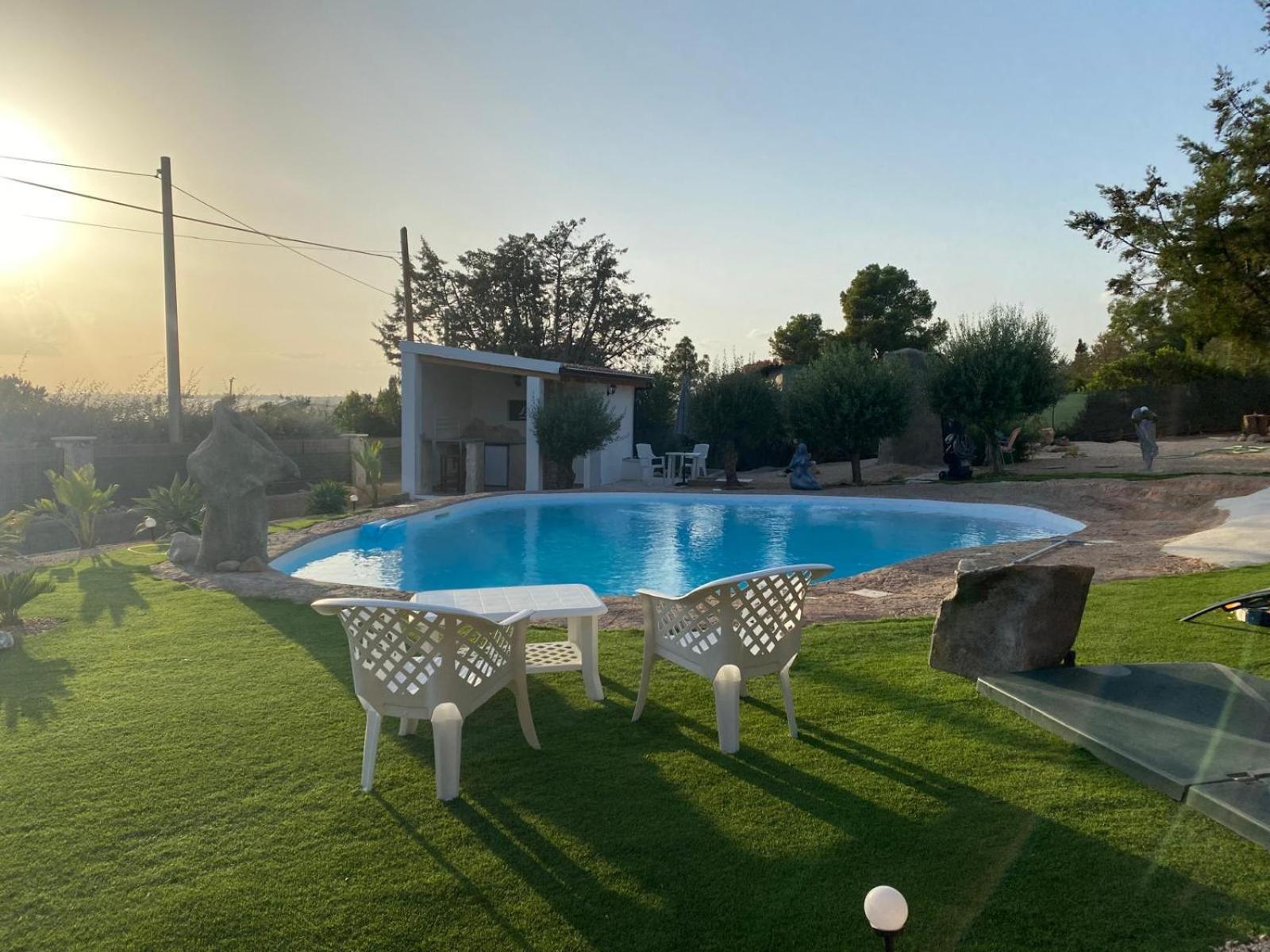 The Poolside Sanctuary Apartment Sant Isidoro  Exterior photo